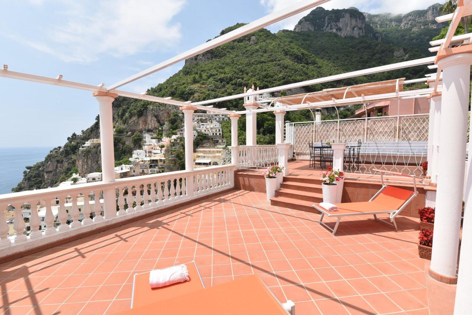 Villa Sunshine Positano Room ภายนอก รูปภาพ